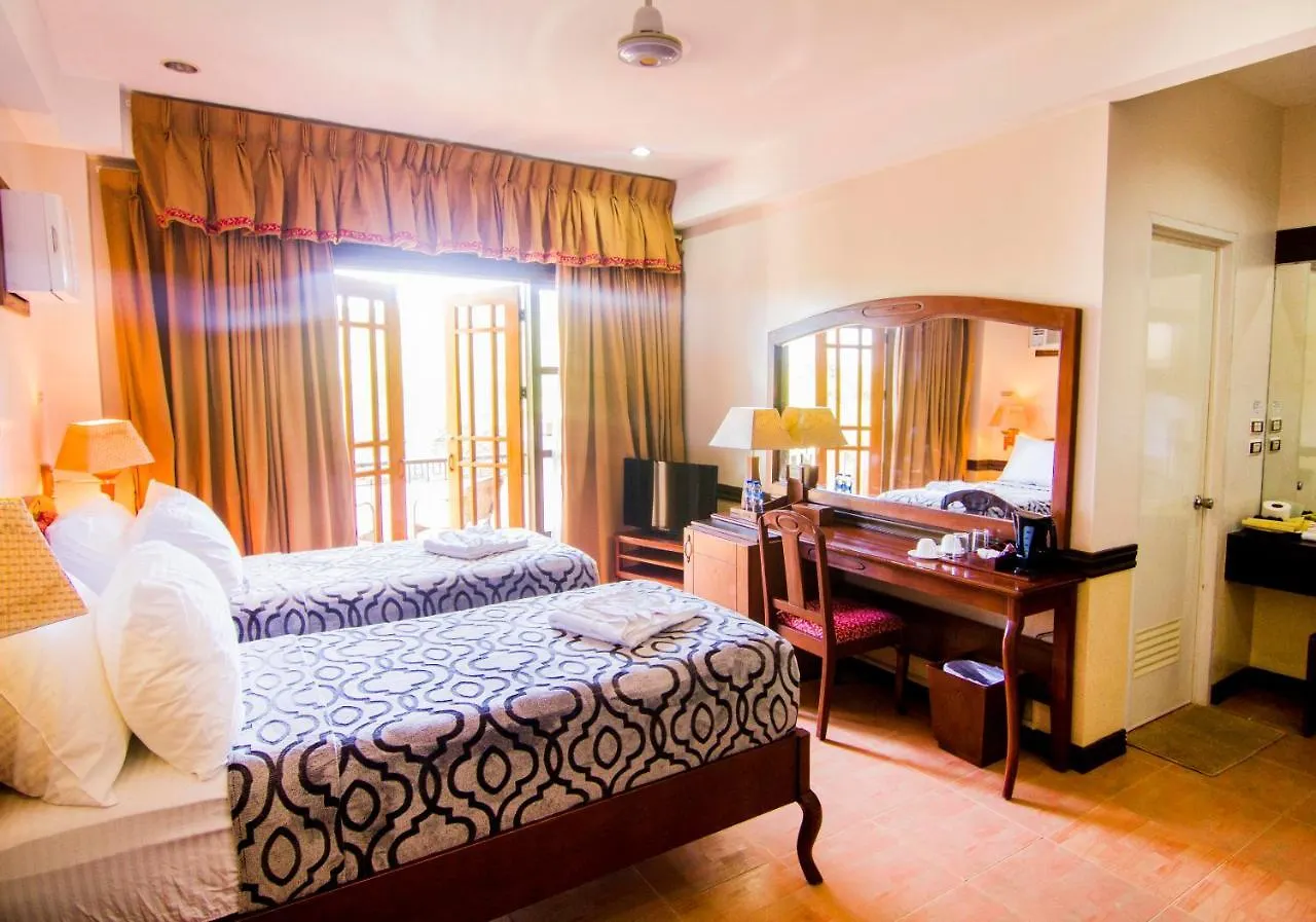 Grand Luis Mountain Resort Dauis 0*,  Philippines